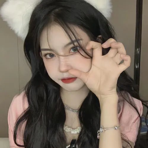 傅总夫人卧轨了